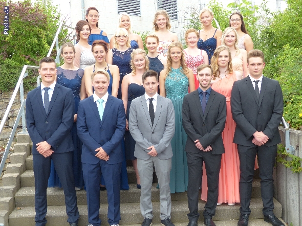 http://www.beruflichesgymnasium.de/pixlie/cache/vs_Abiturzeugnisse 2017_P1030508.JPG